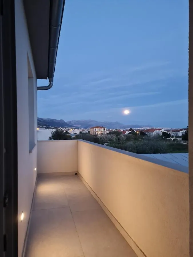 Holiday Apartment Marijana Kastela