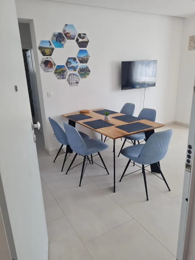 Holiday Apartment Marijana Kaštela