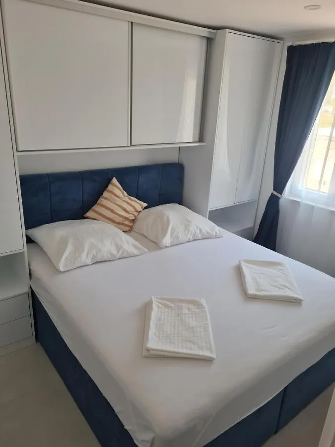Holiday Apartment Marijana Kaštela