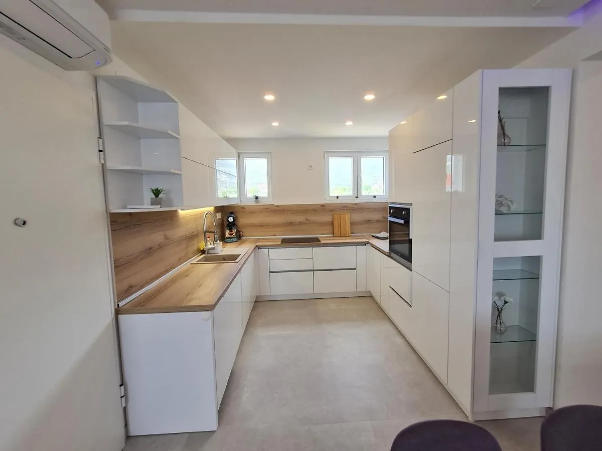 Holiday Apartment Marijana Kaštela Κροατία