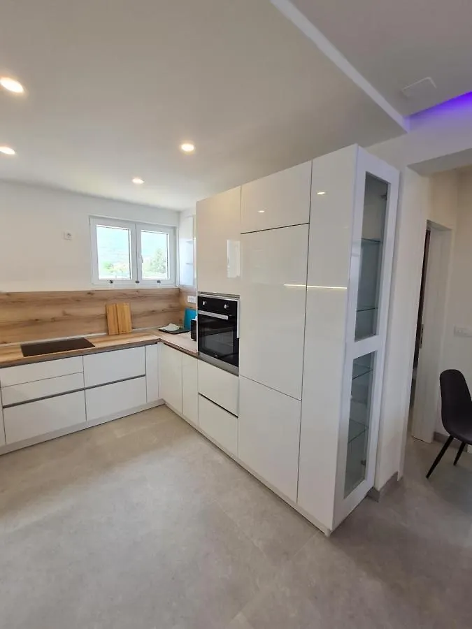 Holiday Apartment Marijana Kaštela